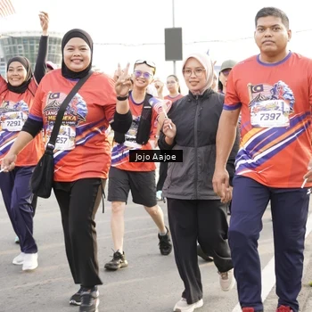 Runner Photo 6031019