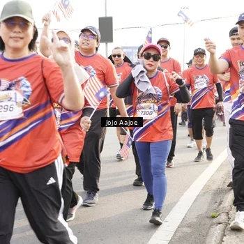 Runner Photo 6031034