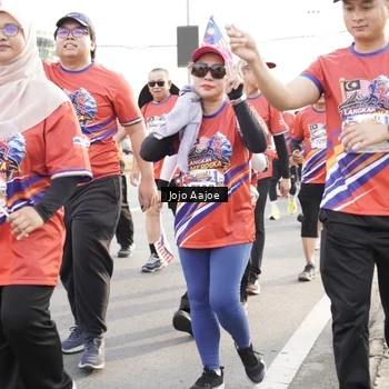 Runner Photo 6031039