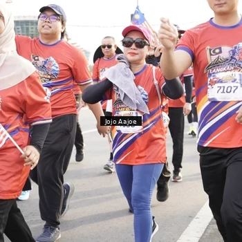 Runner Photo 6031044