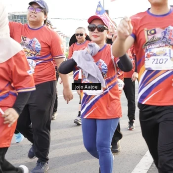 Runner Photo 6031049