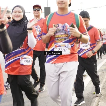 Runner Photo 6031051