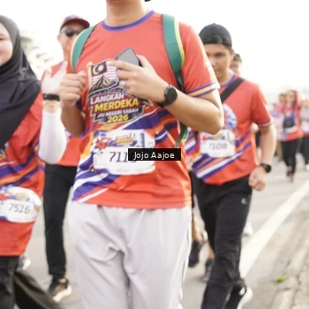 Runner Photo 6031053