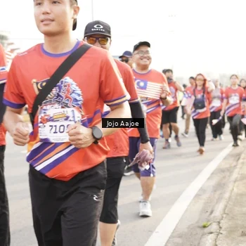 Runner Photo 6031054