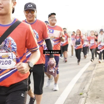 Runner Photo 6031059