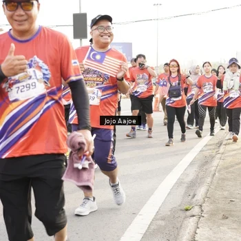 Runner Photo 6031065