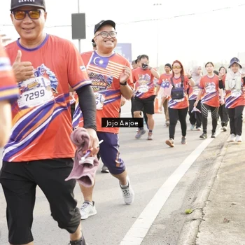 Runner Photo 6031066