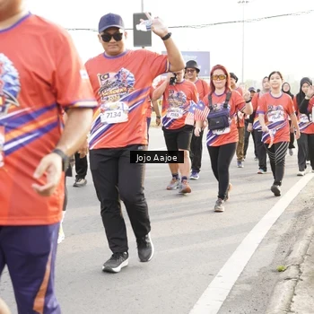 Runner Photo 6031068