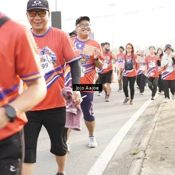 Runner Photo 6031069