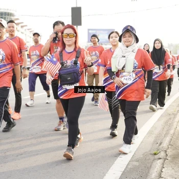 Runner Photo 6031081