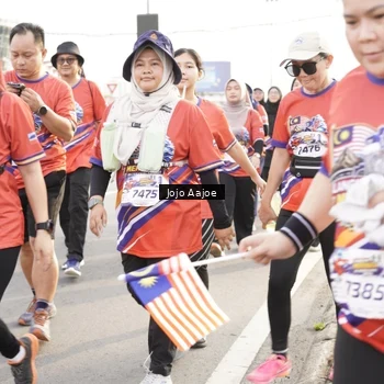 Runner Photo 6031087