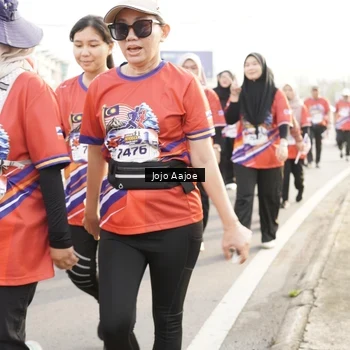 Runner Photo 6031100