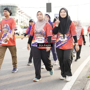 Runner Photo 6031106