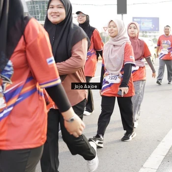 Runner Photo 6031116