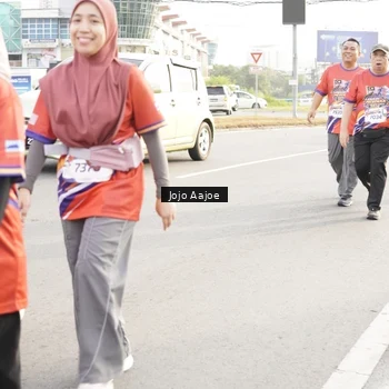 Runner Photo 6031117