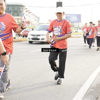 Runner Photo 6031133
