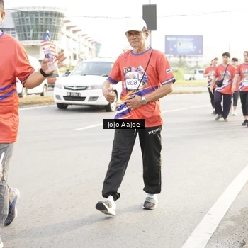 Runner Photo 6031138