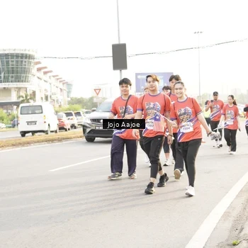 Runner Photo 6031143