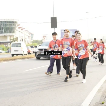 Runner Photo 6031145