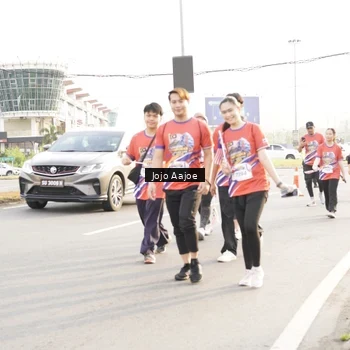 Runner Photo 6031153