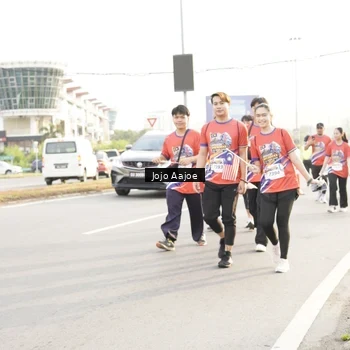 Runner Photo 6031154