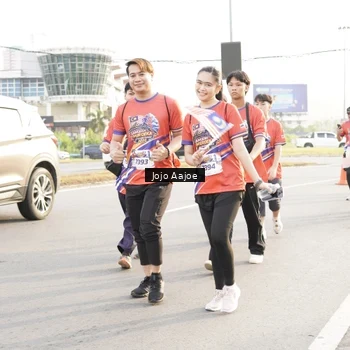 Runner Photo 6031159