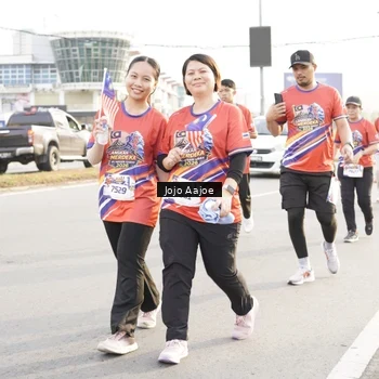 Runner Photo 6031189