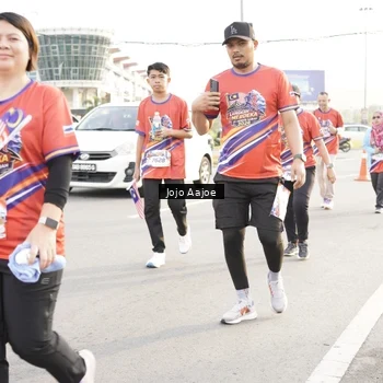 Runner Photo 6031194