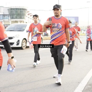Runner Photo 6031204