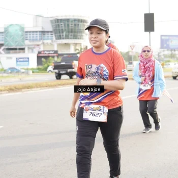 Runner Photo 6031210