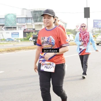 Runner Photo 6031212