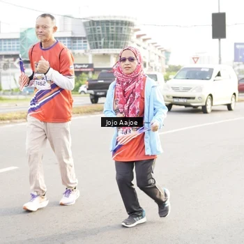 Runner Photo 6031219