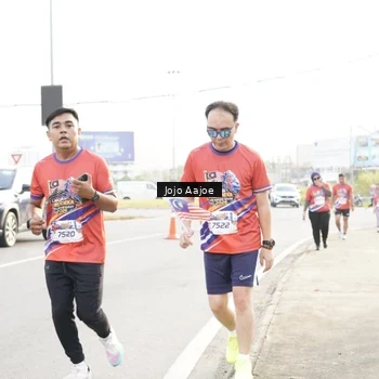 Runner Photo 6031252