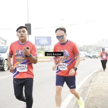 Runner Photo 6031256