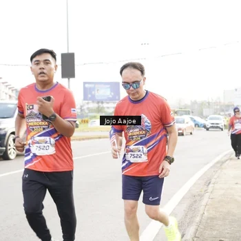Runner Photo 6031261