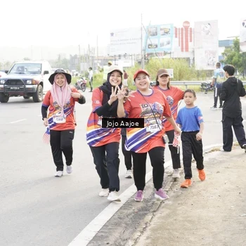 Runner Photo 6031320
