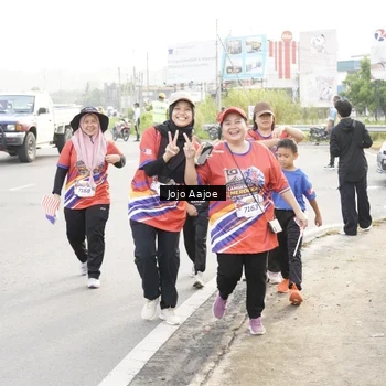 Runner Photo 6031334