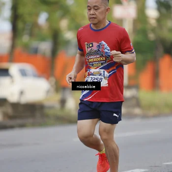 Runner Photo 6031425