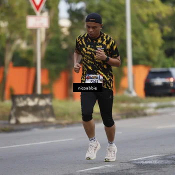 Runner Photo 6031439