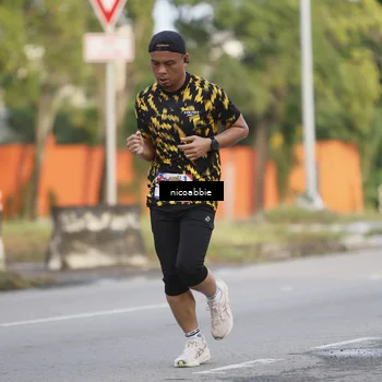 Runner Photo 6031440