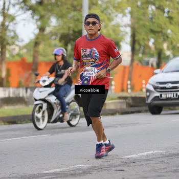 Runner Photo 6031455