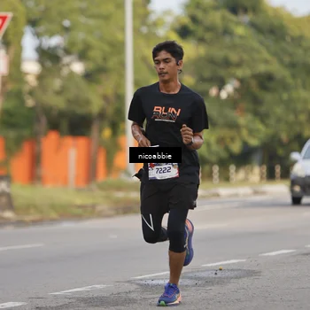 Runner Photo 6031475