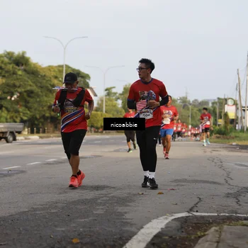 Runner Photo 6031601
