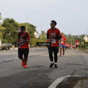Runner Photo 6031605