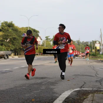 Runner Photo 6031612