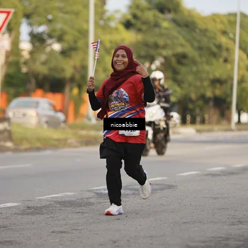 Runner Photo 6031659