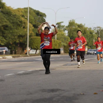 Runner Photo 6031699