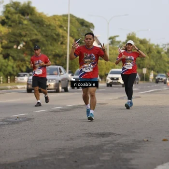 Runner Photo 6031718