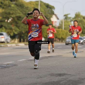 Runner Photo 6031723