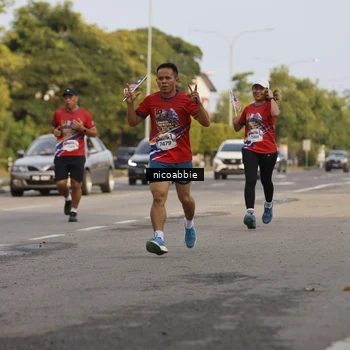 Runner Photo 6031733